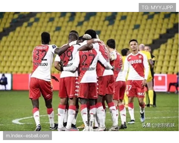 奥林匹亚科斯2比1客胜阿贾克斯 定位球战术成效显著